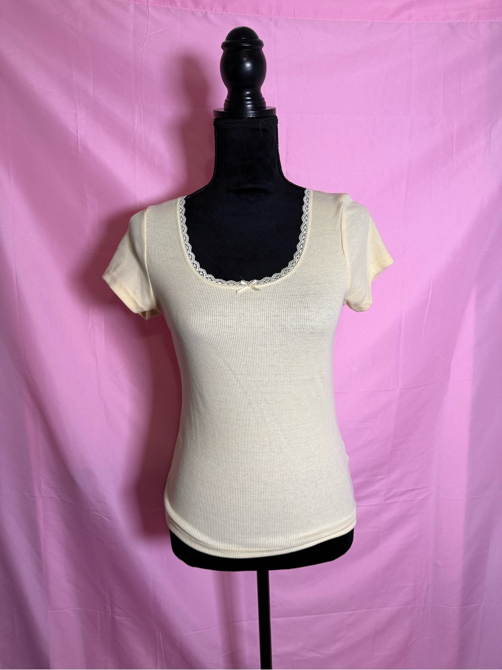 Cream Scoop Neck Lace-Trim Short Sleeve Top